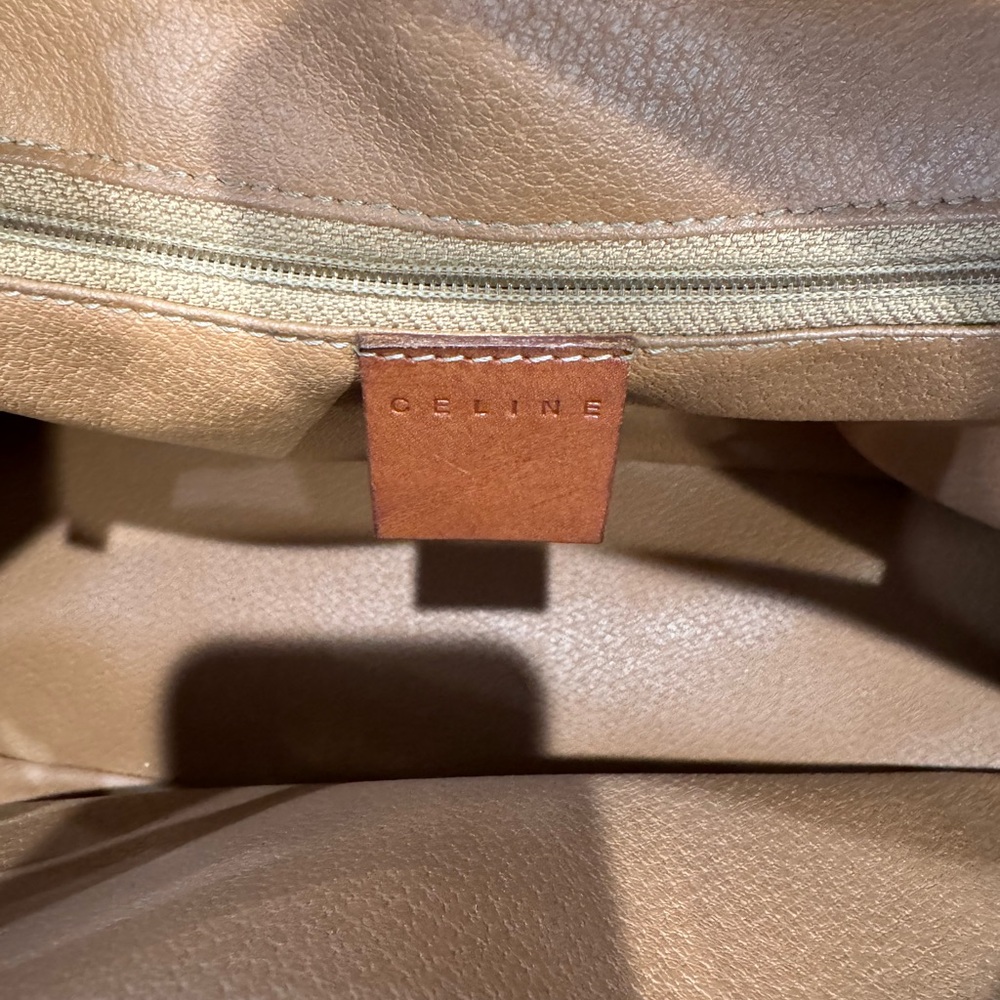 Celine macadam pattern handbag.. - Picture 4 of 8